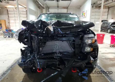 2024 Chevrolet Silverado K1500 Trail Boss Custom из США, поврежденный, VIN 3GCUDCED7RG199060